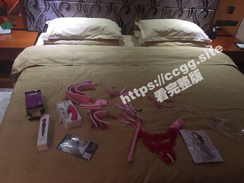 喜欢SM调教的新疆小野马  口活技术一级棒 看我如何降服这匹小野马-51吃瓜网