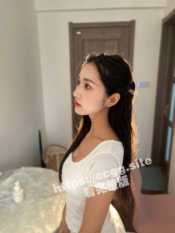 抖音焕儿热瓜！ 火爆全网的百万粉丝网红 完美露脸 被金主爸爸爆肏内射 63V1小时17分全网最全版本！-51吃瓜网