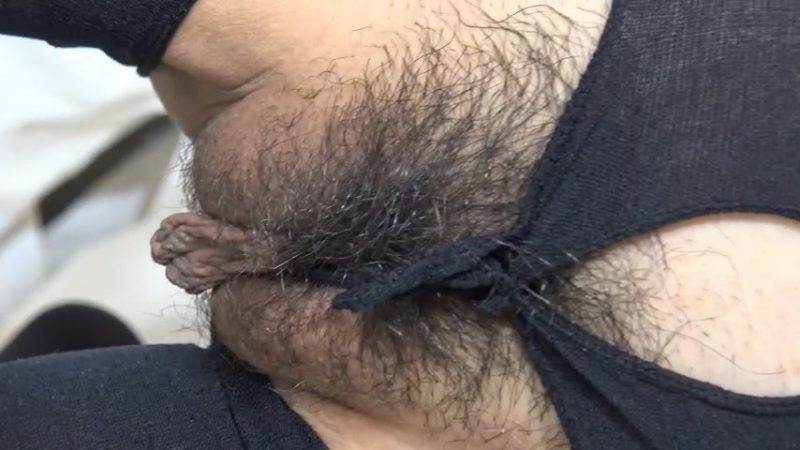 禽兽摄影师系列 套路04年平面模特小雅下海私拍 拍到一半小穴流水了 摄影师竟然不当人！-51吃瓜网
