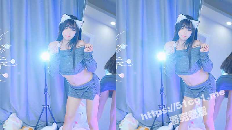 B 站 黏黏团子兔 / 咬一口兔娘 7 月最新订阅  脱衣舞/裸舞  2V 新更-51吃瓜网