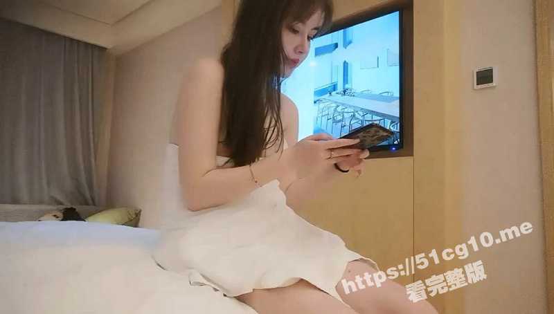 “逼都红了肿了 还干吗？” 3500元才约到的魔鬼身材极品外围女被无套内射“我赶紧去洗 会怀孕的！”-51吃瓜网