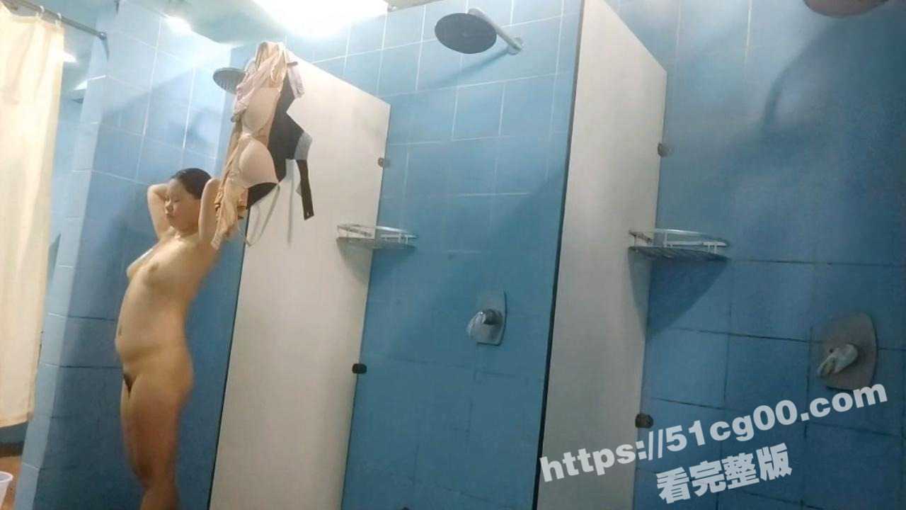 女主播海边浴场更衣室用手机偷拍各样类型妹子 环肥燕瘦 赤身裸体 展现眼底！ - 51吃瓜网-51吃瓜网
