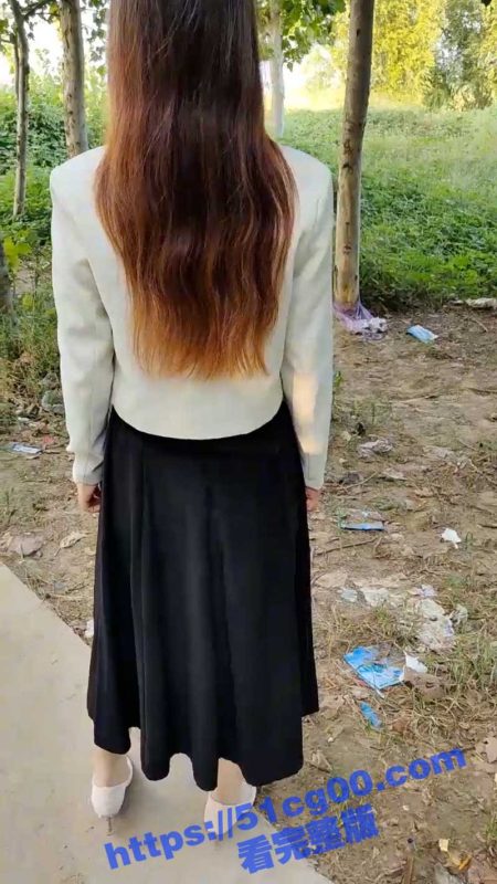 乱伦大神 大胸嫂子会喷水 最新封神力作！车震亲嫂子 操的正猛时 突然有人过来 绝对刺激-51吃瓜网