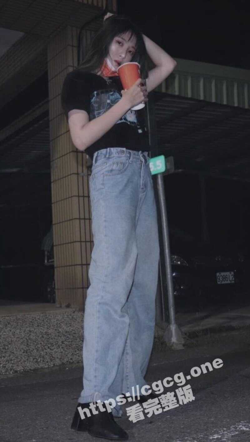 超级嫩妹泄密流出！白虎清纯学妹 没想到是个反差婊 掰开自己的无毛粉穴 自慰私拍给男友看！ - 51吃瓜网-51吃瓜网