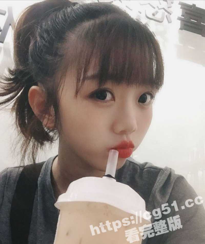 淫语天花板！反差女友NTR 小女友假装和网上男生卡炮 实际正在床上用小舌头狂舔男友的大屌 - 51吃瓜网-51吃瓜网