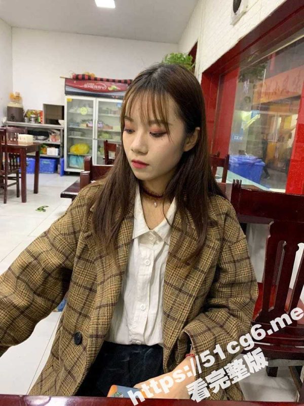 小红书书上搭讪的大学妹子 周竹 平时说话温温柔柔的 开房后感觉是要把我生吞了一样 有男友都喂不饱 还要出来偷吃-51吃瓜网