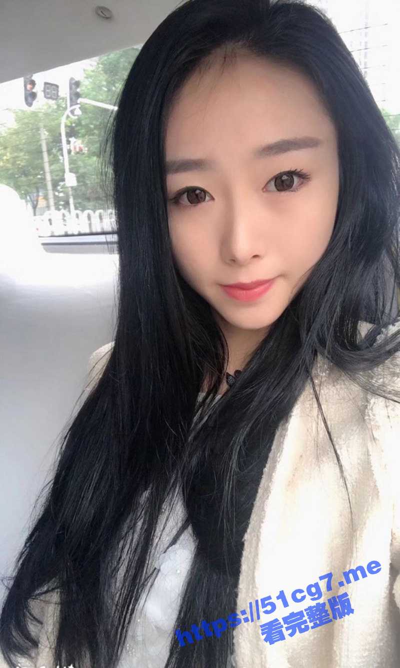 老婆的伴娘 蒂蒂 被结婚时的摄影师PUA上了 立志做最出色的女模！谁知拍摄的都是色情影片惨遭摄影师售卖 - 51吃瓜网-51吃瓜网