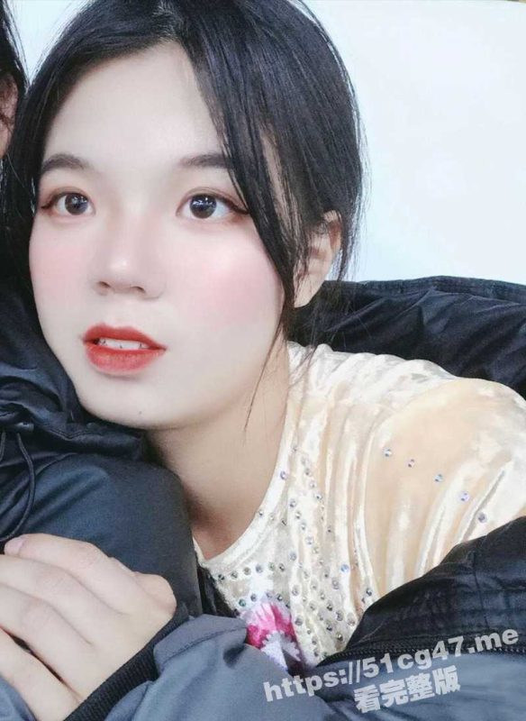 安徽池州卫校清纯女大学生 张芸芸 被校外男友调教成小母狗 深喉吞精纹字样样都来-51吃瓜网