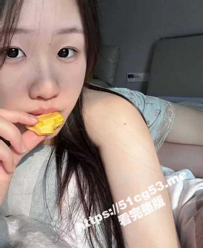 山西临汾职业技术学院 极度反差清纯美丽大二学妹 潘睿婕 与男友露脸性爱自拍流出 私处又粉又水彼此搞的很快乐-51吃瓜网