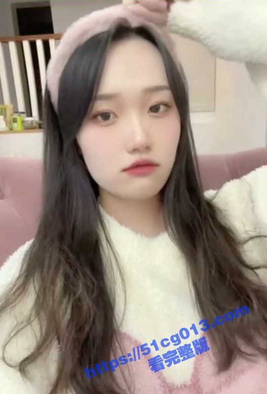 湖北工业大学艺术设计学院 王燕秋 找金主包养！被绿帽癖男友发现要求加入玩3P！-51吃瓜网