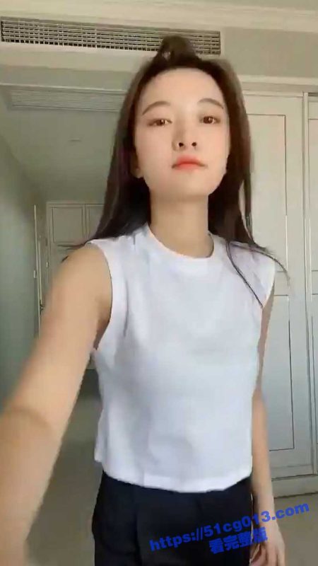 极品气质美女从大学开始被金主包养 各种自拍泄漏曝光 足交口交通通会 调教群P一样不少！-51吃瓜网