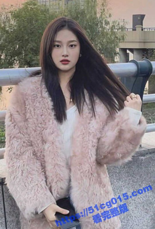 湖南长沙理工大学04反差婊 刘思汝 被金主包养 收钱后跑路玩消失 被金主曝光 直接社死！-51吃瓜网