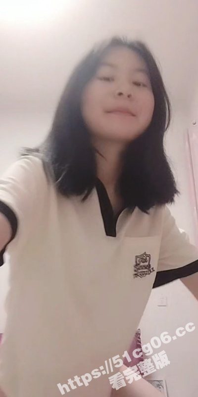 山东菏泽高中短发小嫩妹 周钰 跟男友裸聊视频被曝光 小姐姐掰逼展示给男友看 迫不及待地想要被鸡巴操-51吃瓜网