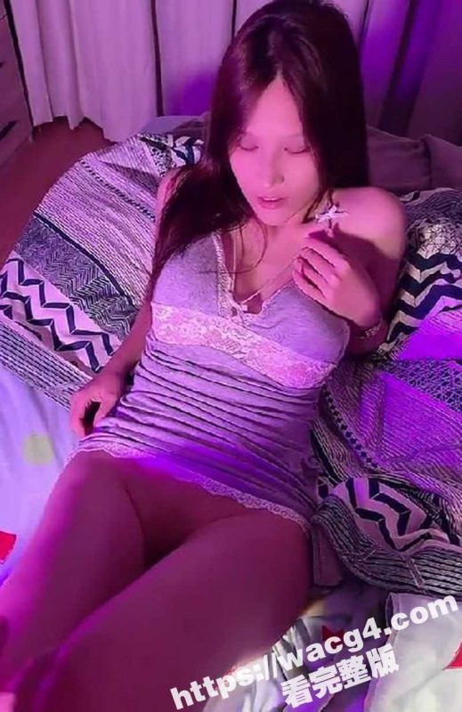 推特高颜值台湾00后极品嫩妹 艾希 被金主调教成了完美母狗 跪在门口等金主回家后 口交中出爆操！-51吃瓜网