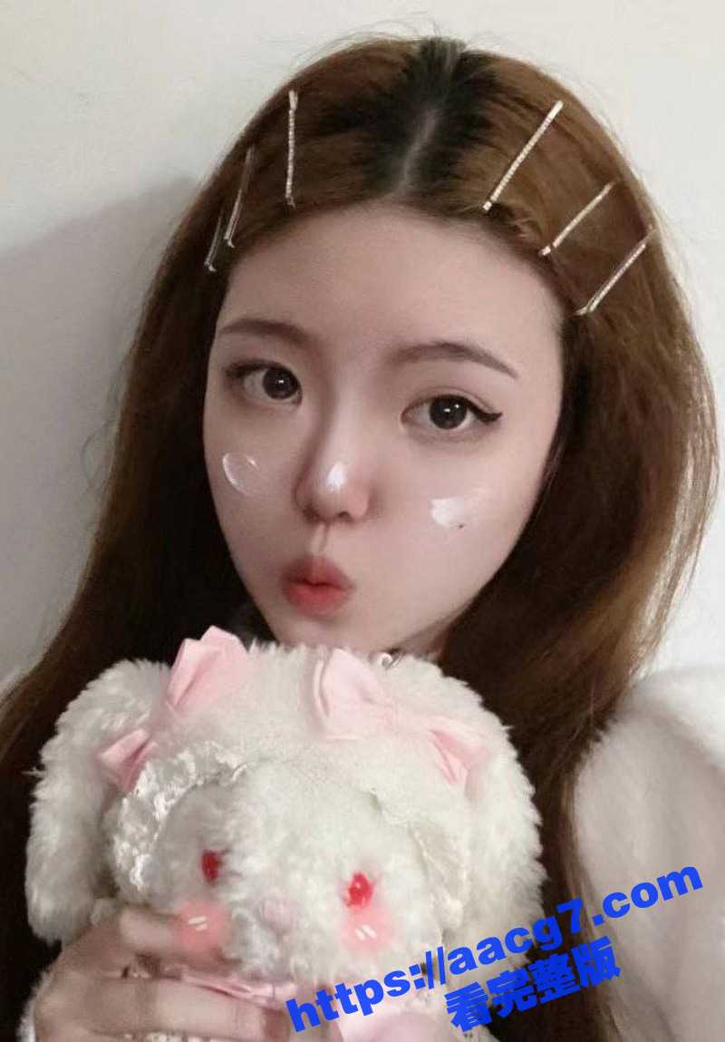 瓜友投稿 清纯女友性瘾母狗 发情扶桌坐脸 超近距离私处特写一览无遗 - 51吃瓜网-51吃瓜网