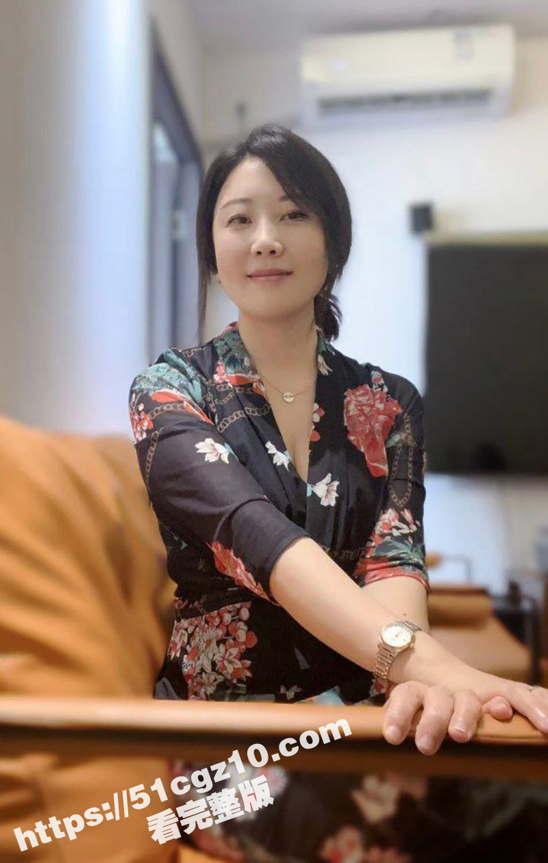 探花郎酒店约啪气质少妇 口交吃鸡后入骑乘样样精通 各种姿势来回变换! - 51吃瓜网-51吃瓜网