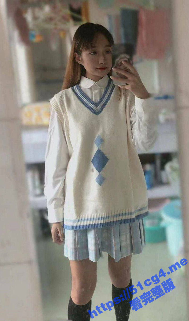 四川资中县 99年反差母狗 彭麒融 裸贷无力偿还 被贷款大哥拿下肉偿拍照调教留念流出 - 51吃瓜网-51吃瓜网