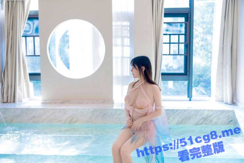 秀人网女神模特 豆瓣酱 私拍视图震撼泄密 甜美可爱贝壳奶罩 泳池戏水漏毛微漏美鲍 - 51吃瓜网-51吃瓜网